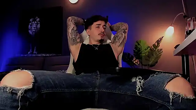 uptomatty Adlı Modelin Web Kamerası Şovu