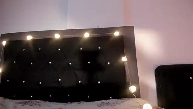 Chatroom XXX en direct de violetadumsper