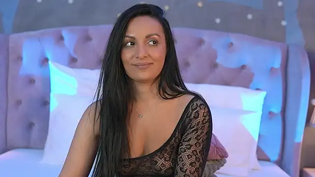 NovaDiamond's Live XXX Chat