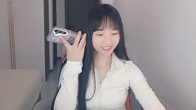 Lisa-3333 Adlı Modelin Canlı XXX Sohbeti