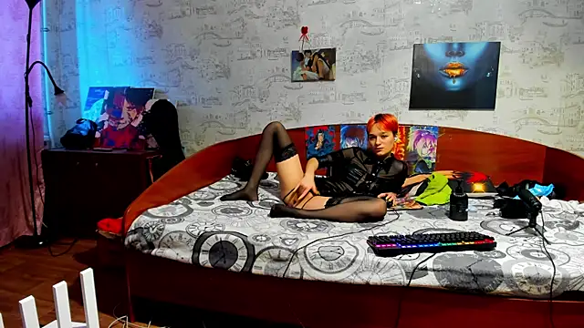 KagamiTayga Adlı Modelin Canlı XXX Sohbeti