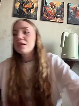 MilaMoone's Live XXX Chat