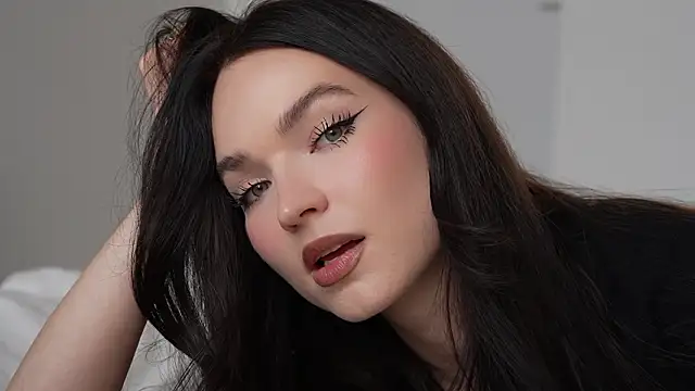 ibiddi Adlı Modelin Canlı XXX Sohbeti