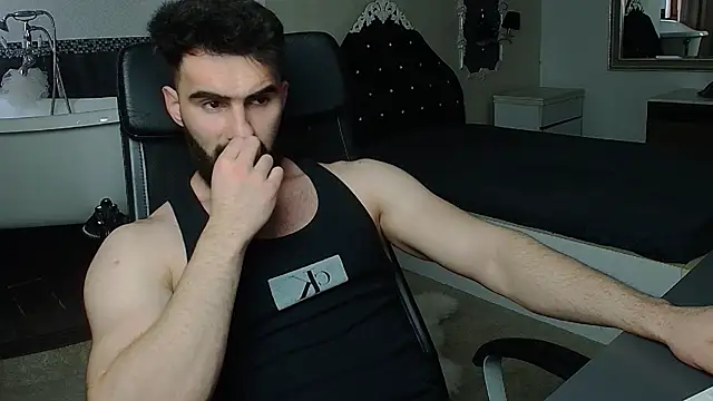 MicahLane's Live XXX Chat