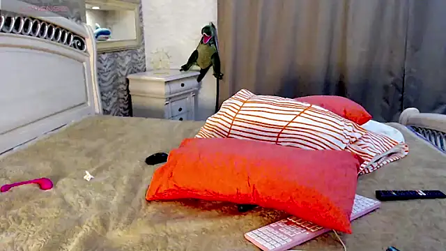 Chat +18 de Iam_Luna ao vivo