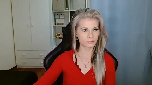 KristineGlow Live XXX-chat