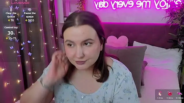 دردشة FeralPeach الجنسية المباشرة