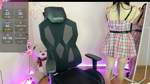 AliceeinWonderlanddd's Live XXX Chat