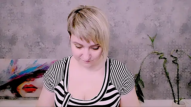 دردشة Djullia الجنسية المباشرة