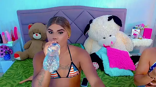 Show modela party_duo_trans na web-kameri