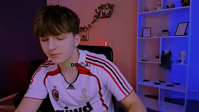 travis_wolf_: онлайн-секс-чат