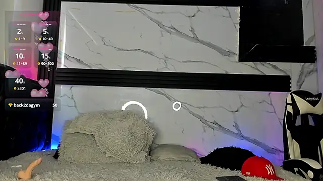 Saimonvela live XXX chat