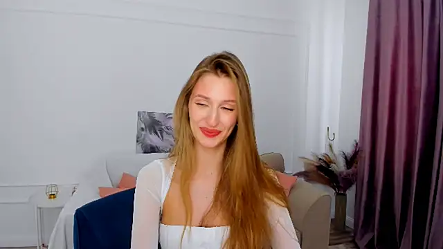 NaturalBeaty webcam show