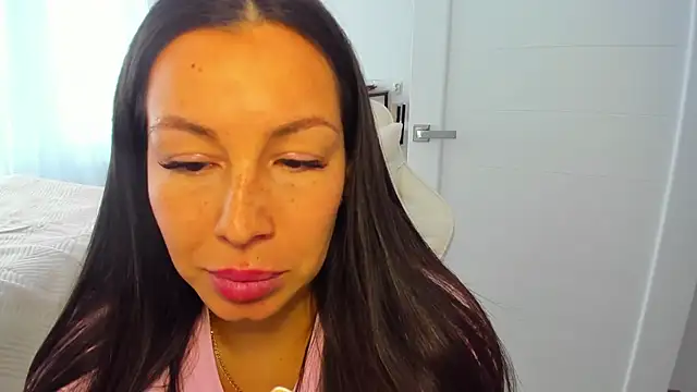 Chatroom XXX en direct de AvisFlowers