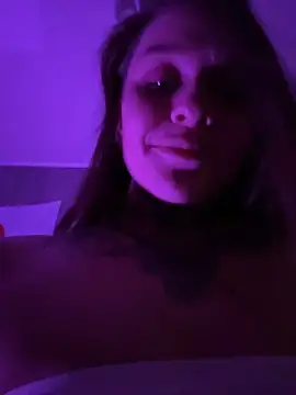 Chatroom XXX en direct de KishaMur