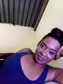 MiZzCreatorのライブXXXチャット