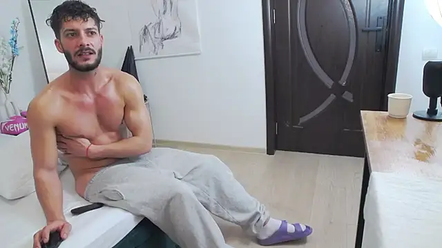 I_amAlessandro élő XXX-chatje