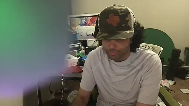 Chatroom XXX en direct de KungFuPanda001