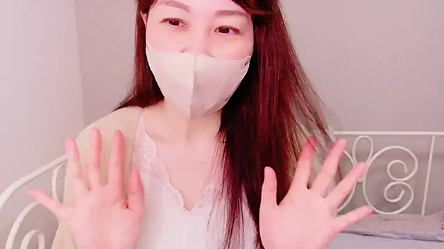 Yoriko_xx Adlı Modelin Canlı XXX Sohbeti