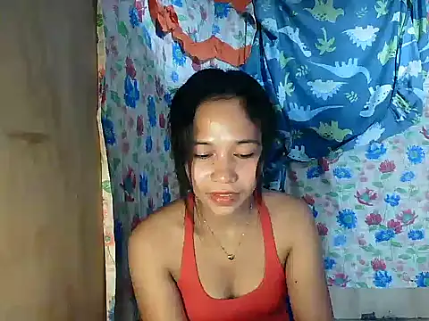 PinaySkinnyGirl Adlı Modelin Canlı XXX Sohbeti