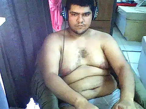 chubbygamer26's Live XXX Chat