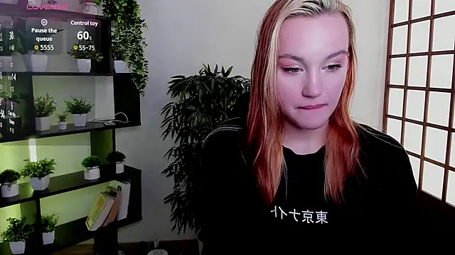 Ida_FaneStain লাইভ XXX চ্যাট