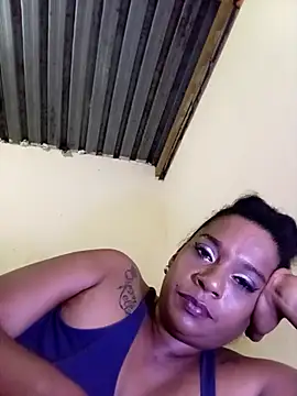 Chat +18 de MiZzCreator ao vivo