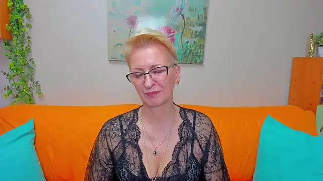 iamyourdream89 在線直播表演