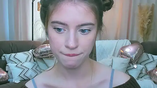 Erica_Kiss' Live XXX Chat