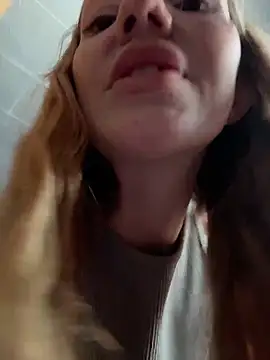 MilaMoone Chat XXX live