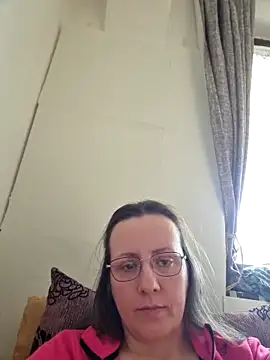 Goodass7 Live XXX-Chat