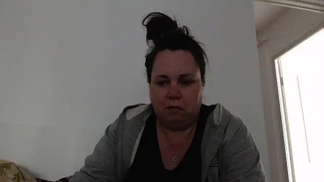 دردشة WendyRhoades الجنسية المباشرة