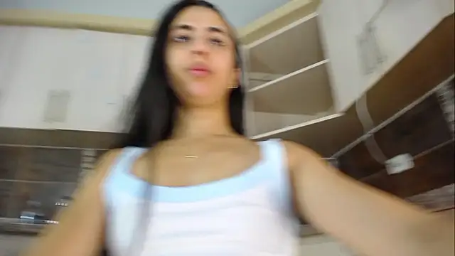 anna_alvarezのライブXXXチャット