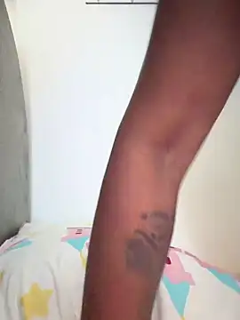 CharlottXのライブXXXチャット