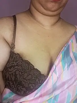 Ravina_patil1 Chat XXX live