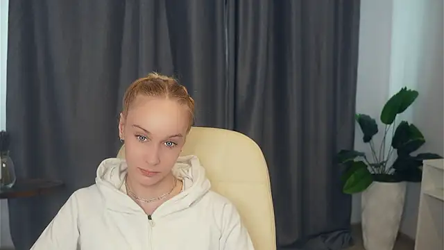 EuraRonchetti's Live XXX Chat