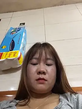 Liness101's Webcam Show