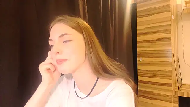 Czat XXX na żywo – PollyDream