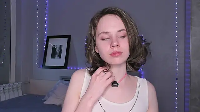 CrystaLeah's Live XXX Chat