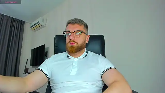 Findom_guyのライブXXXチャット