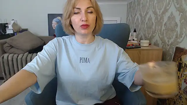 Chatroom XXX en direct de Mallinia