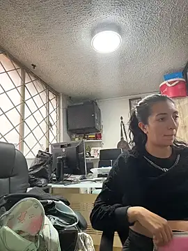 Chat XXX ao vivo de SALOME_KORLAND