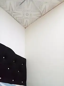 torvyHot 现场XXX聊天