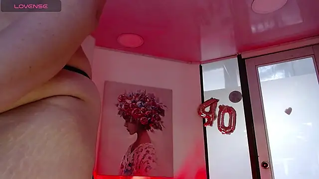 milfsecret69's Live XXX Chat