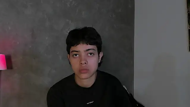 Cris_Sasha's Live XXX Chat