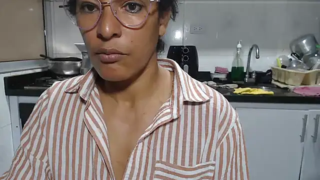 kateleyagrey – Live XXX-chat