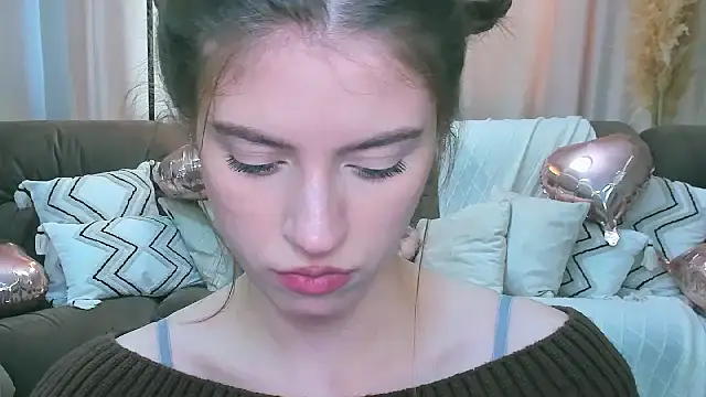 Erica_Kiss' Live XXX Chat