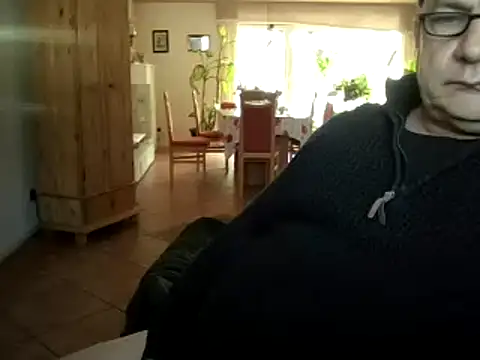 Nobbie444 Show in webcam