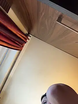 Živý XXX chat Hotmomcheckk_