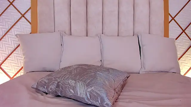 cocoamore Show in webcam